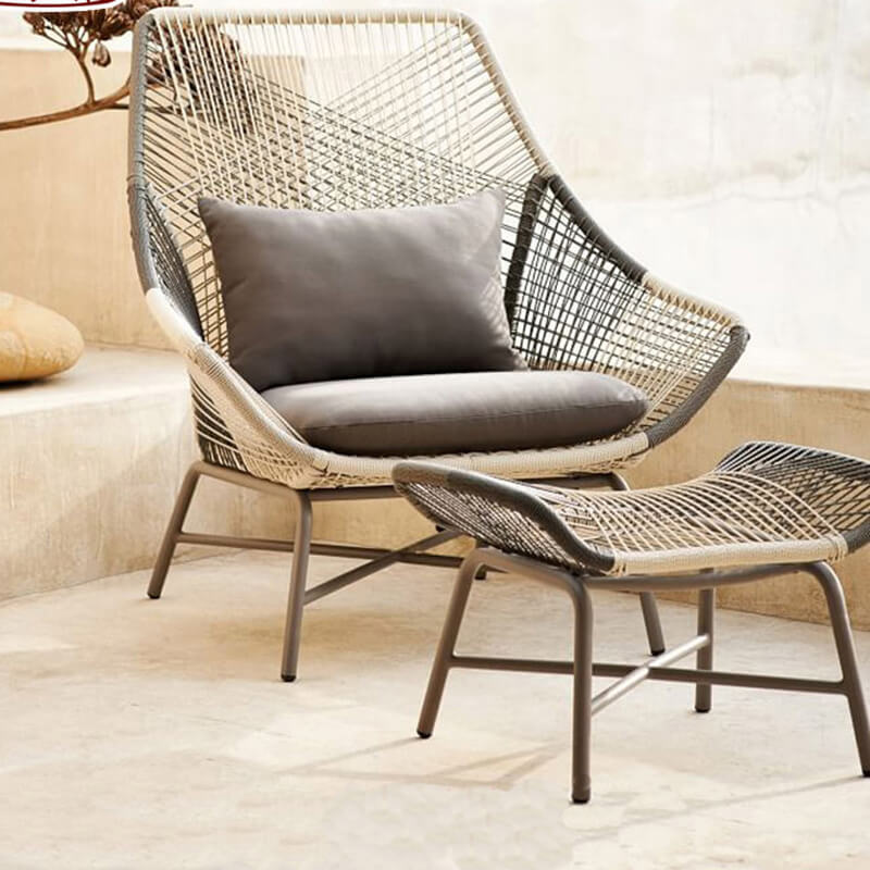 Zahradní ratanové křeslo